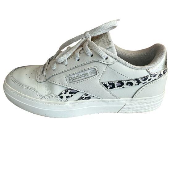 Reebok Club MEMT Leopard Accent Fashion Sneakers White 6.5 - Picture 1 of 9